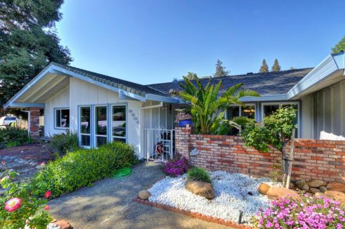 8901 Barrhill Way, Fair Oaks, CA 95628-4003