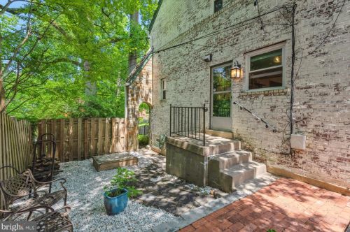 2400 Seminary Rd, Silver Spring MD 20910-1368 exterior