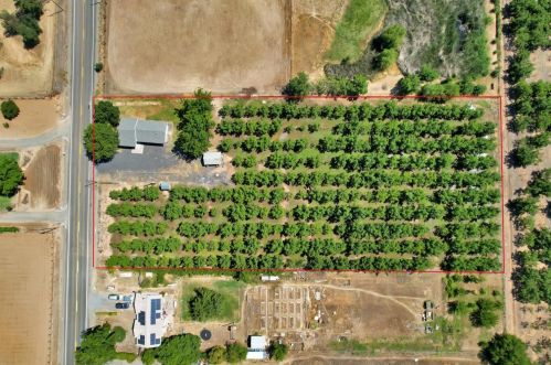3067 Dos Rios Rd, Biggs, CA 95917-9735
