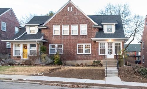 22 Berks St, Allentown, PA 18104-6304
