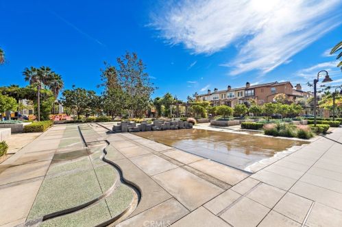 565 Casita St, Anaheim CA  92805-4748 exterior