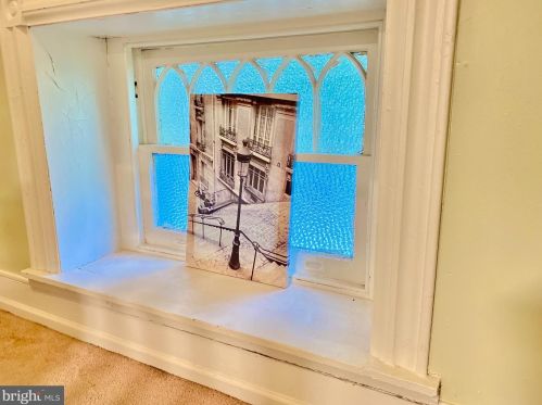 1901 63rd St, Philadelphia PA 19151-2607 exterior