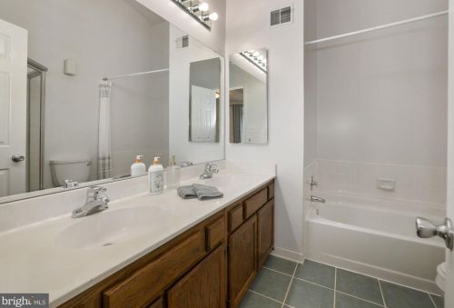 2803 Strauss Ter, Silver Spring MD 20904-6889 exterior