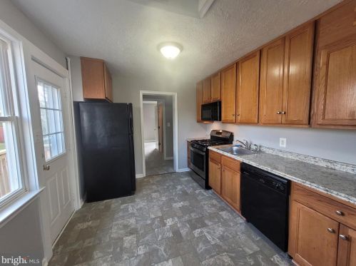 66 Swan St, Aberdeen MD  21001-3832 exterior