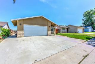 222 Finch St, Anaheim, CA 92807-2844