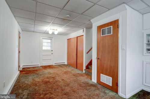 1651 Sunset Ave, Lancaster PA  17601-4355 exterior