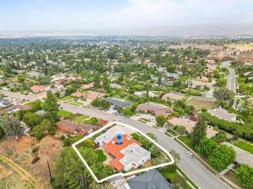 644 Mariposa Dr, Redlands CA  92373-7354 exterior