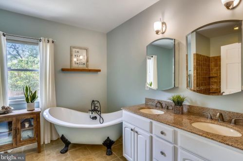 603 Dartmouth Ave, Silver Spring MD 20910-4265 exterior