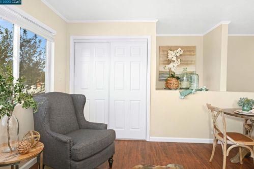 4375 Dorset Ct, Concord CA  94521-4220 exterior