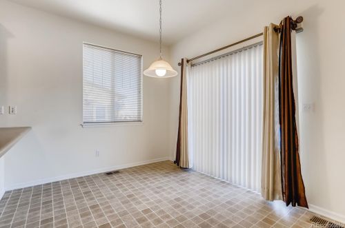 26040 Davies Dr, Aurora CO 80016-6098 exterior