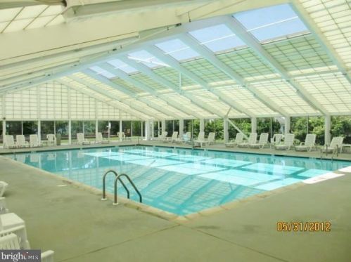 141 Meadowlark Dr, Trenton NJ  08690-3547 exterior