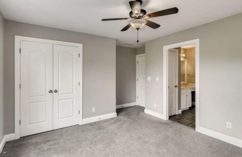 2513 Hughes Ct, Atlanta GA  30331-7896 exterior