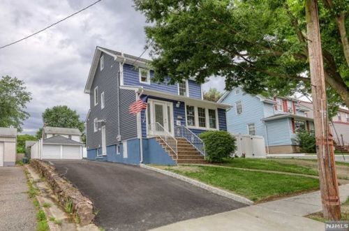 110 Forest Pl, Rochelle Park, NJ 07662-3720