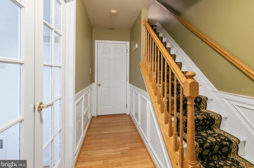 248 Kentshire Dr, Lancaster, PA 17603-8851