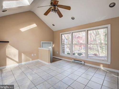 12500 Meadowood Dr, Silver Spring MD 20904-2928 exterior