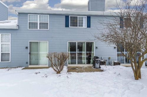 1090 Heartland Gate, Barrington Hills, IL 60156