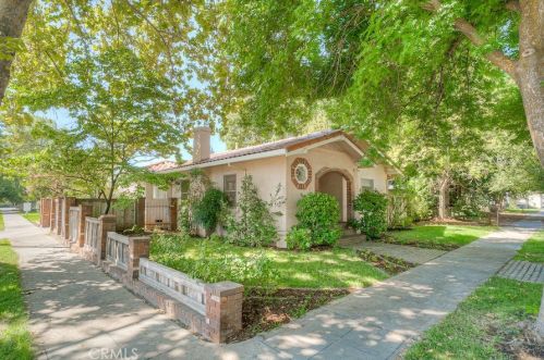 944 Ivy St, Chico, CA 95928-5155