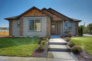 503 21st Ave, Battle Ground, WA 98604-4790