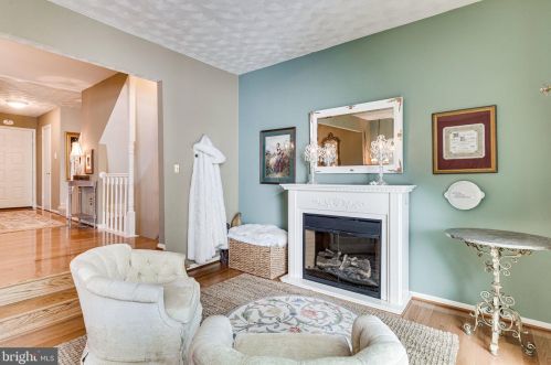 10836 Douglas Ave, Silver Spring MD 20902-5007 exterior