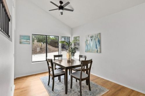 896 Glenwood Dr, Oceanside, CA 92057-6348