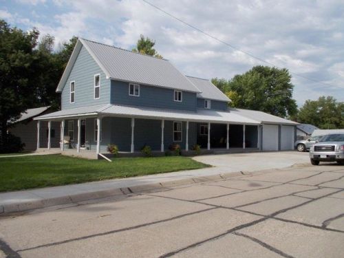 611 Howard Ave, Curtis, NE 69025-5533
