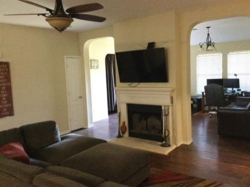 633 Mallard Dr, Fort Worth TX  76131-8803 exterior