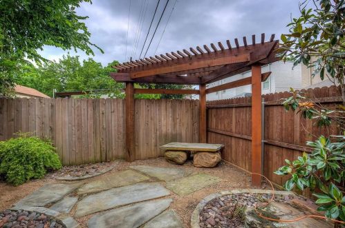 410 Wimberly St, Fort Worth TX  76107-2255 exterior