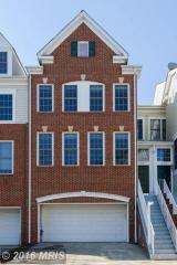 46269 Porter Ter, Dulles VA  20165-8752 exterior