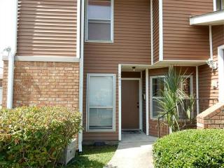 241 Avant Garde Cir, Kenner, LA 70065-6282