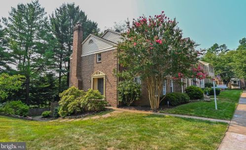 5113 Kenside Ct, Annandale, VA 22003-4371
