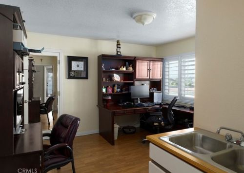 31508 Avenida Del Reposo, Temecula CA  92591-1724 exterior