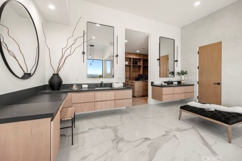 7663 Corto Rd, Anaheim CA  92808-1348 exterior