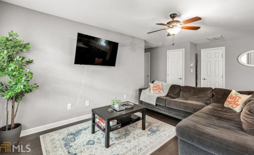1058 Hubbard St, Atlanta, GA 30310-3110