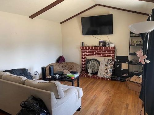 504 El Capitan Ave, Manteca, CA 95337-5309