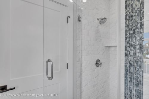 19 Sturgis Rd, Lavallette NJ 08735-2843 exterior