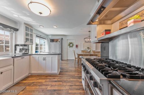 2824 Galena Ave, Simi Valley CA 93065-2712 exterior