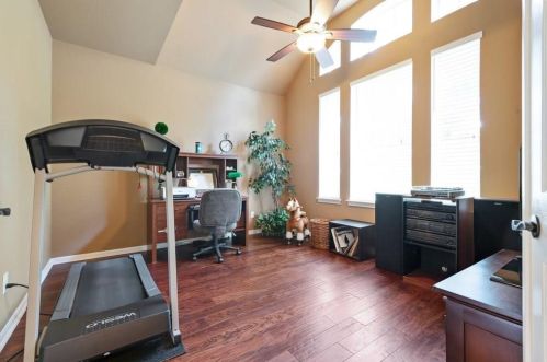 12600 Chittim Cir, Austin TX  78732-2105 exterior