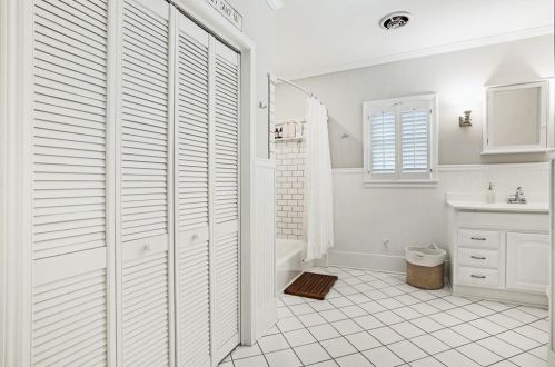 311 Home Park Ave, Atlanta GA  30318-5310 exterior
