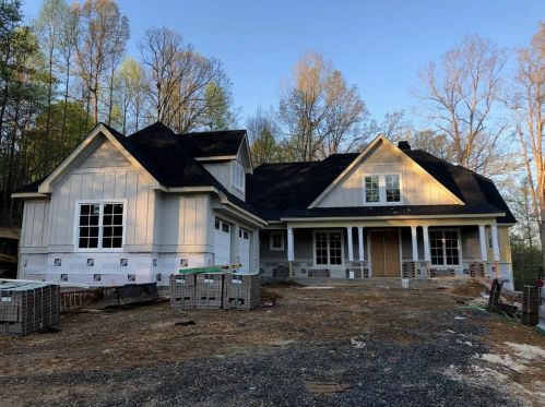 115 Sharp Mountain Crk, Ball Ground, GA 30107-3886