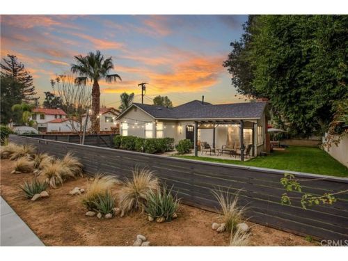418 Palm Ave, Redlands, CA 92373-6136