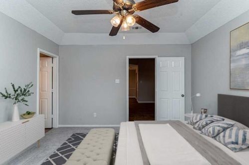 10033 Pack Saddle Trl, Fort Worth TX  76108-4129 exterior