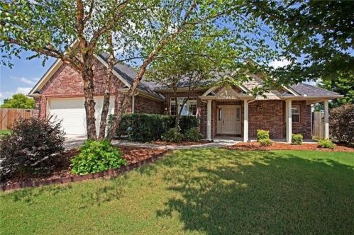 3000 Shiraz Ln, Springdale, AR 72764-7816
