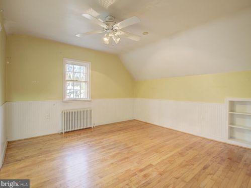 12500 Meadowood Dr, Silver Spring MD 20904-2928 exterior