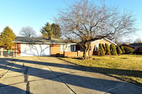 720 Xenia Dr, Enon OH 45323-1761 exterior