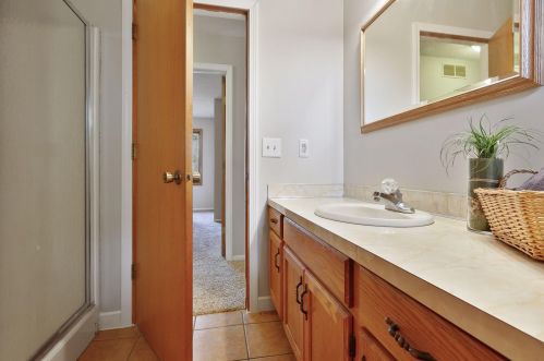 1131 Goodview Ave, Saint Paul MN  55128-6129 exterior