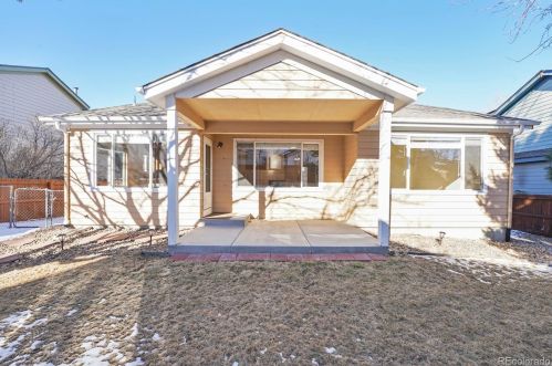 4721 Danube Cir, Aurora CO  80015-4958 exterior