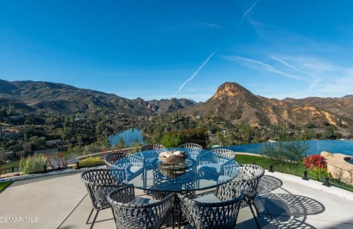 28888 Lake Vista Dr, Calabasas, CA 91301-2863