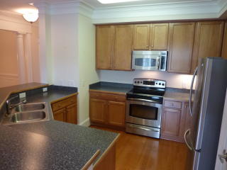 516 Waterford Lake Dr, Cary NC  27519-9404 exterior