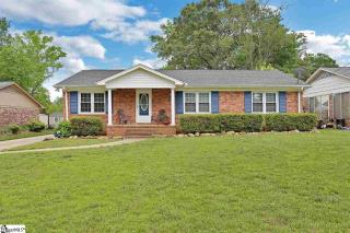204 Forestdale Dr, Taylors, SC 29687-3729