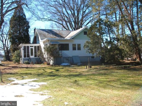 1139 Marion Ave, Mc Lean, VA 22101-2951